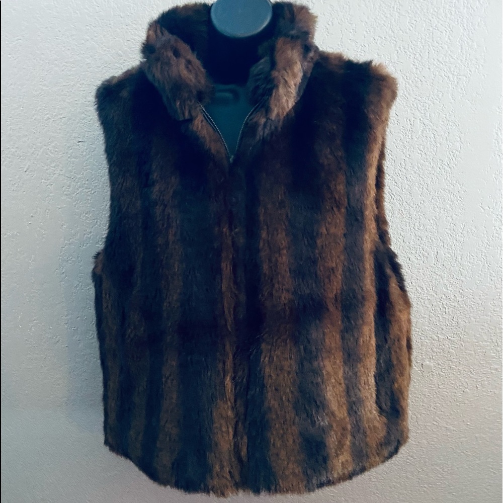 NEW! Coaco Reversible Faux Mink Fur Vest - Large